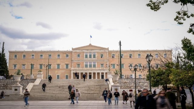 Economist: Η Ελλάδα μία από τις ελάχιστες «πλήρεις δημοκρατίες» για δεύτερη συνεχή χρονιά