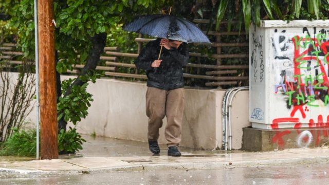 Καιρός: Βροχές σήμερα (6/2) στην Αττική – Τι ώρα αναμένονται