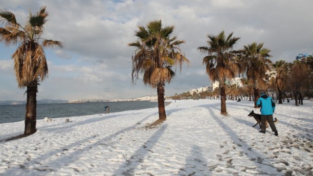 Θα βρει… θάλασσα η κακοκαιρία Coral: Τα χειρότερα είναι μπροστά – «Χιόνια μέχρι τα δίκτυα του ψαρά»
