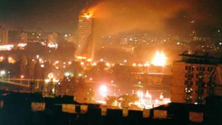 26 χρόνια πριν: Το ΝΑΤΟ εξαπολύει βομβαρδισμούς εναντίον της Γιουγκοσλαβίας