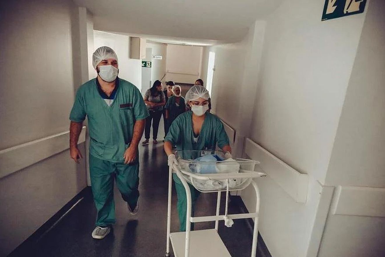 Κραυγή αγωνίας από τους νοσοκομειακούς ιατρούς: «Ανά πάσα στιγμή κινδυνεύουμε να δεχτούμε βίαιες επιθέσεις»