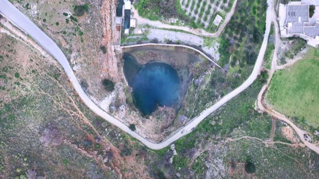 Το μεγάλο αναξιοποίητο υδάτινο απόθεμα της Κρήτης – Χιλιάδες κυβικά χάνονται κάθε μέρα!