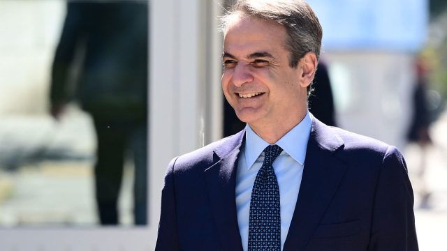 Ανασχηματισμός: Αμετακίνητος ο Άδωνις, αλλάζει πόστο ο Βορίδης – Τα τηλέφωνα του Μητσοτάκη στους νέους Υπουργούς και Υφυπουργούς