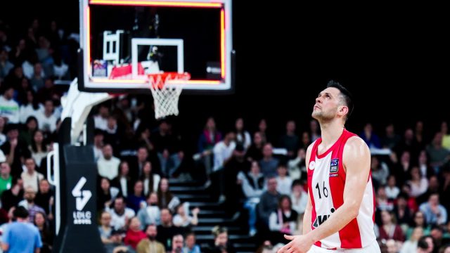Euroleague: Σε κακό φεγγάρι ο Ολυμπιακός, έχασε στη Βιλερμπάν, δε χάνει όμως την πρωτιά
