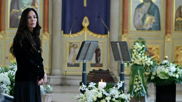 Εύη Βατίδου: Το ύστατο χαίρε στον Αλέξη Κούγια – Το «καλό ταξίδι» με μια φωτογραφία από τον γάμο τους