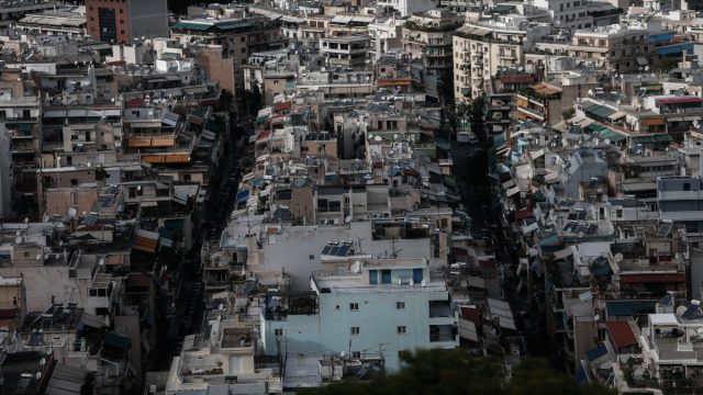 Ακίνητα: Η άνοδος συνεχίζεται, αλλά με… φρένο στις τιμές