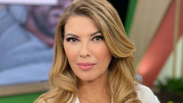 «Ξέσπασμα» από τη Σοφία Αλιμπέρτη: «Νησάκι μου, κανείς δεν νοιάζεται για σένα»
