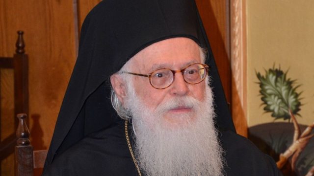 Αρχιεπίσκοπος Αλβανίας Αναστάσιος: Στο 40ήμερο μνημόσυνο άνοιξε η διαθήκη του – Τι αναφέρει