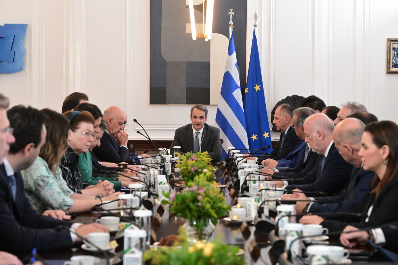 Το πρόσωπο της νέας κυβέρνησης: Τα 15 νέα πρόσωπα και οι τέσσερις εξωκοινοβουλευτικοί «τεχνοκράτες»