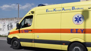 Τροχαίο ατύχημα στο κέντρο της Αθήνας – Τραυματίστηκε οδηγός μηχανής