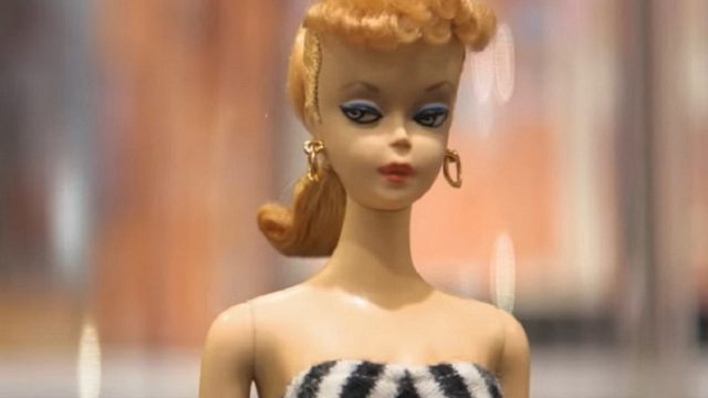 Σαν σήμερα, 9 Μαρτίου, η διάσημη κούκλα Barbie κάνει το ντεμπούτο της – Το έτος που κυκλοφόρησε