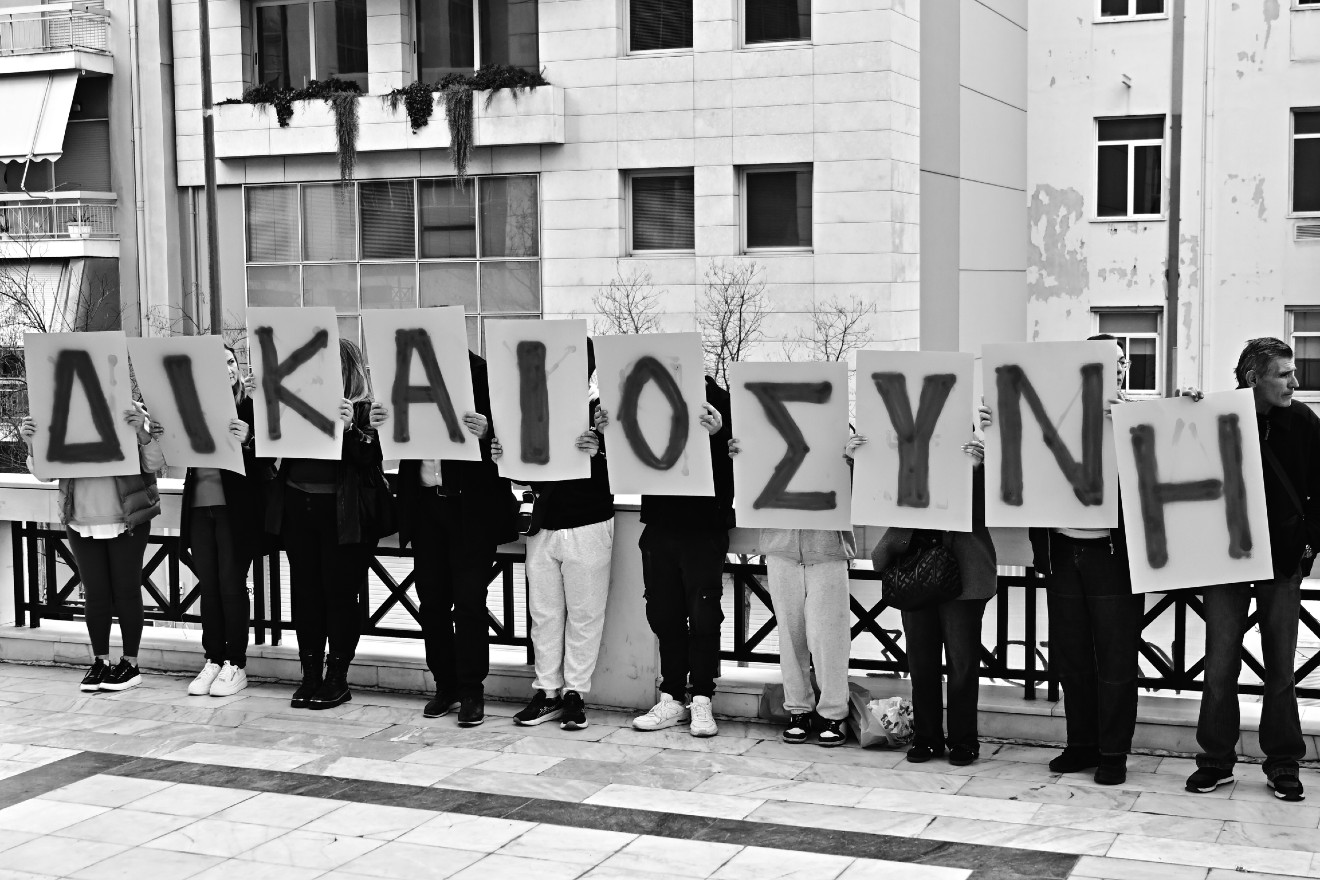 «Το δικαστήριο δεν θα δικαιώσει ψυχές, θα εμπεδώσει το αίσθημα ασφάλειας»: Μεγάλη ένταση στη δίκη για το Μάτι