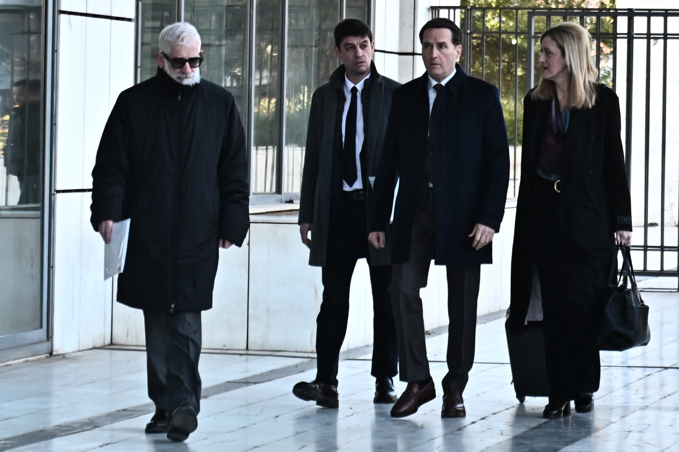 Πέτρος Φιλιππίδης: Πανικός στη δίκη του – Ένταση με τον Δημητρακόπουλο και αδιαθεσία για την καταγγέλλουσα