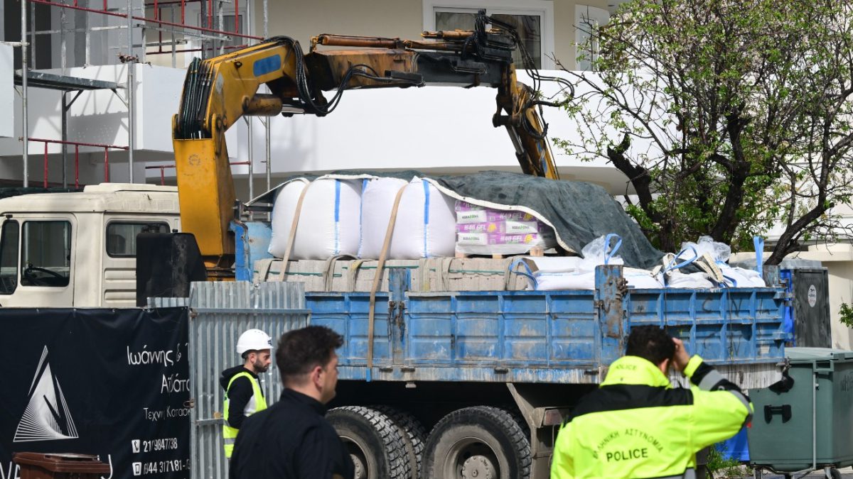 Τραγωδία στη Βούλα: Νεκρός ο 28χρονος χειριστής γερανού