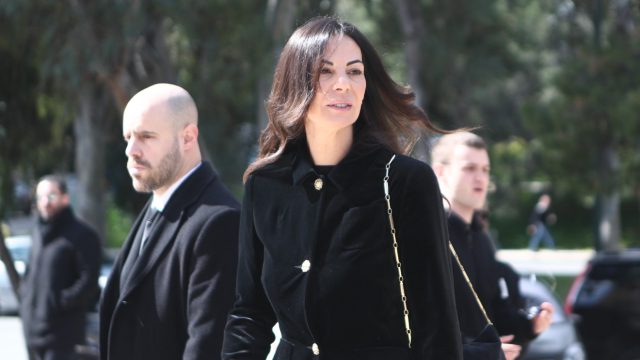 Άστραψε και βρόντηξε η Εύη Βατίδου: Όλη η αλήθεια για τη διαθήκη του Αλέξη Κούγια