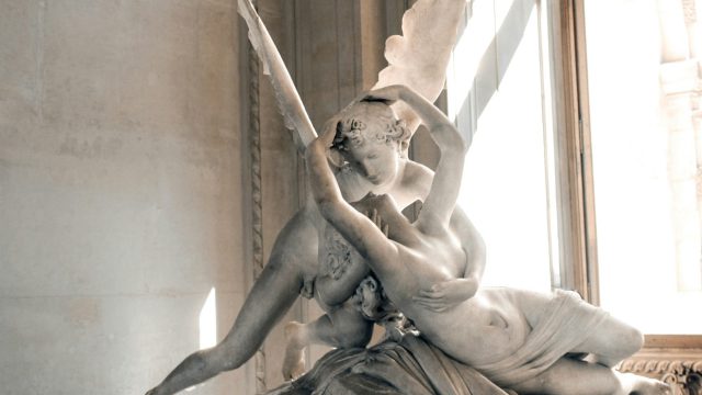 «Αδαμιαία περιβολή»: Τι σημαίνει η φράση;