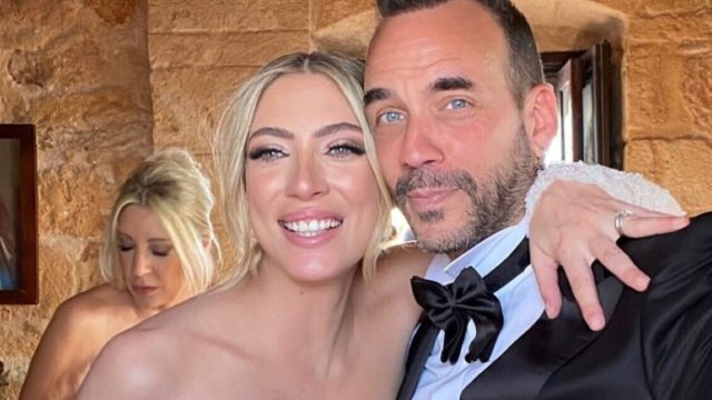 «Η Μαριλού με τρεις λέξεις…»: Τρελά ερωτευμένος ο Μουζουράκης με τη μητέρα του παιδιού του