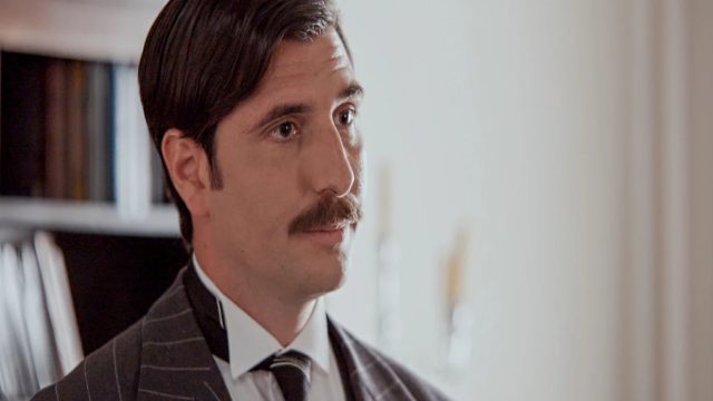 Grand Hotel (14/3): Το ειδύλλιο του Ρήγα με την Ελένη συνεχίζεται
