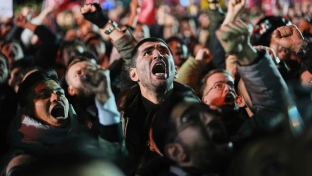 Χάος στην Τουρκία: Πάνω από 340 οι συλλήψεις στις διαδηλώσεις – Ενώπιον δικαστηρίου ο Ιμάμογλου