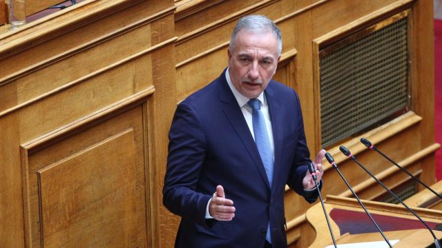 Σταύρος Καλαφάτης: Από τον ΠΑΟΚ στη θέση του Ψωμιάδη και μια πολιτική καριέρα 25 ετών – Αυτός είναι ο νέος υφυπουργός Ανάπτυξης