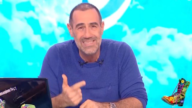 Έξαλλος ο Κανάκης: «Πρέπει να σταματήσετε να νομίζετε ότι είστε πάνω από τον νόμο, γ@&# το θράσος σας!»