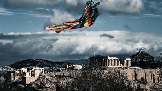 Καθαρά Δευτέρα: Πλήθος κόσμου στον λόφο Φιλοπάππου – Σαρακοστιανά εδέσματα από τον δήμο Αθηναίων