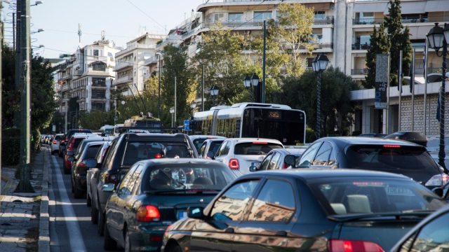 Live κίνηση 14/3: Κυκλοφοριακή συμφόρηση σε Κηφισό και κέντρο – Καθυστερήσεις 20 λεπτών στην Αττική Οδό