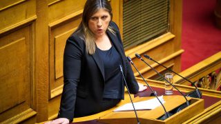 «Επίθεση» Κωνσταντοπούλου σε Χρυσοχοΐδη και Γεωργαντά – «Θα σας πάρουν με τις ντομάτες»