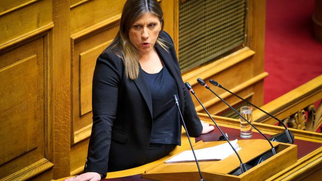 «Επίθεση» Κωνσταντοπούλου σε Χρυσοχοΐδη και Γεωργαντά – «Θα σας πάρουν με τις ντομάτες»