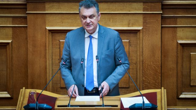Νέα εκτροπή στην Προανακριτική για τα Τέμπη: Μετά τον Καλογερόπουλο, αποσύρεται και ο Κωτσός