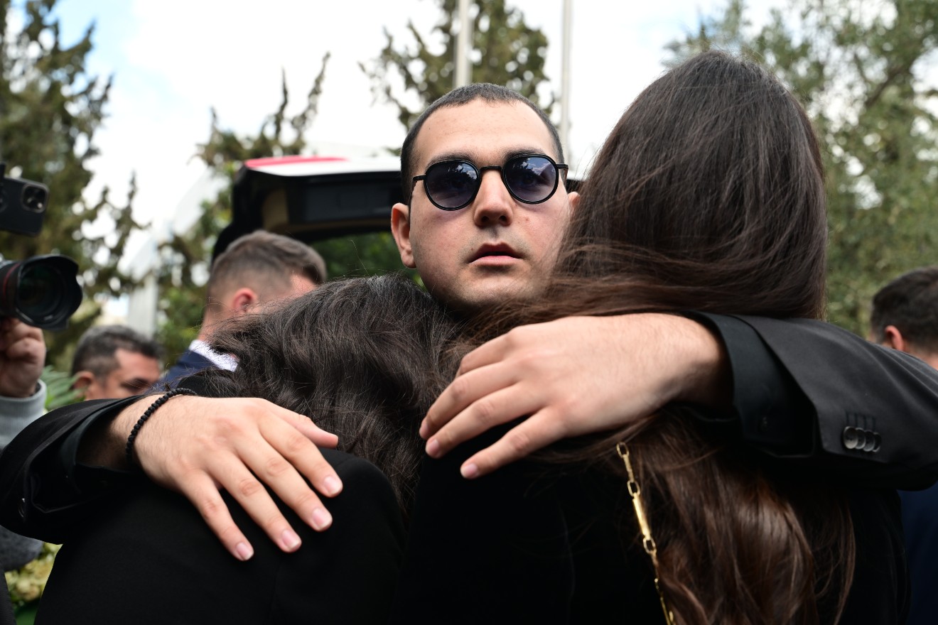 Στην αντεπίθεση ο Χρήστος Κούγιας εναντίον Βαλλιανάτου: «Θα τα ξαναπούμε δια της νόμιμης οδού πριν από τα εννιάμερα»