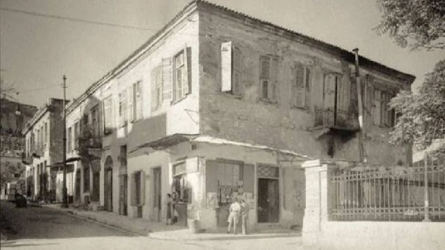 Κουίζ για την παλιά Αθήνα: Μπορείς να αναγνωρίσεις τη συνοικία της φωτογραφίας; Ευκολάκι