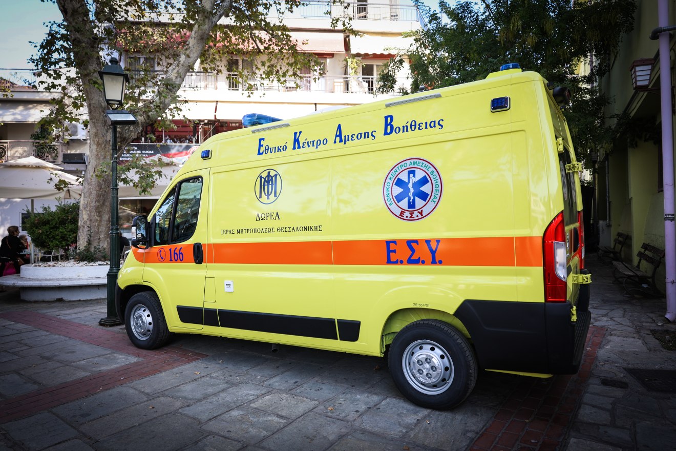 Συναγερμός στη Λάρισα: Όχημα παρέσυρε 3χρονο αγοράκι – Στο νοσοκομείο βαριά τραυματισμένο