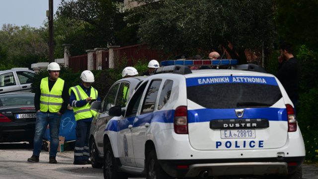 Συναγερμός στα Πατήσια: Ληστεία με απειλή όπλου σε υποκατάστημα τράπεζας