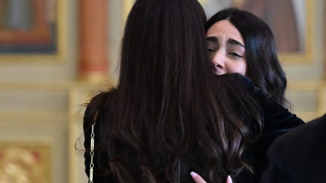 Κηδεία Αλέξη Κούγια – Ραγίζει καρδιές η κόρη του: «Ήσουν ο πρώτος άνθρωπος που με αγάπησε τόσο πολύ»