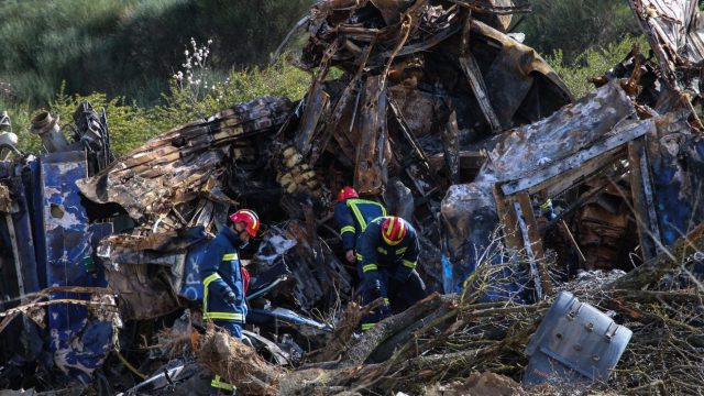 Τέμπη: Καταθέτουν 5 νέοι μάρτυρες – Τι θα αποκαλύψει η αυτοψία στο Κουλούρι