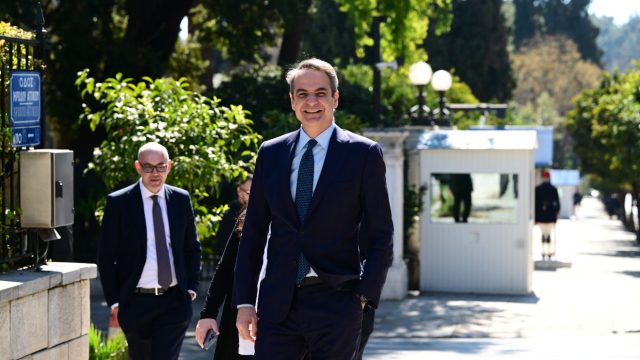 Ο Μητσοτάκης έχει πάρει τις αποφάσεις του αλλά… δεν ανοίγεται: Οι αλλαγές που έρχονται στην κυβέρνηση με τον ανασχηματισμό