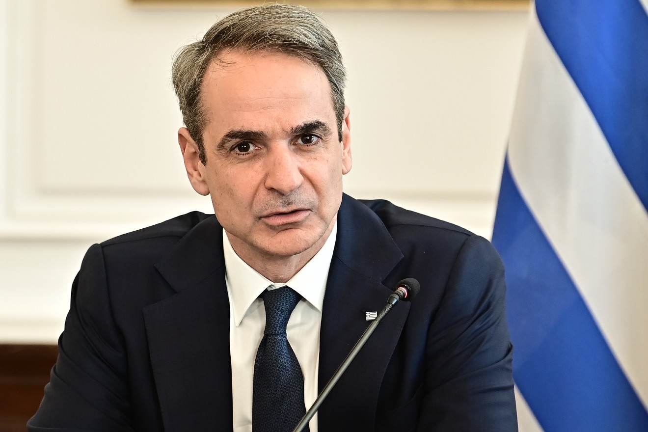 «Χιονοστιβάδα» εξελίξεων μετά τις συγκεντρώσεις για τα Τέμπη: Οι επόμενες άμεσες κινήσεις Μητσοτάκη και κυβέρνησης μπροστά στην πρόταση δυσπιστίας που έρχεται