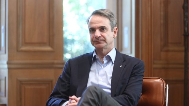 Μετά τη «θύελλα» αντιδράσεων για τα Τέμπη: Ο άνθρωπος που επέλεξε ο Μητσοτάκης για τις αλλαγές στο σιδηρόδρομο