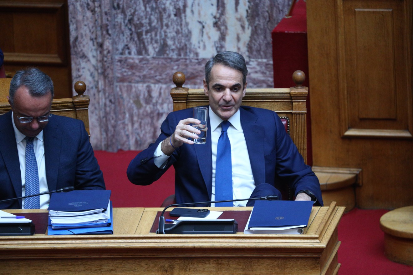 Κυριάκος Μητσοτάκης: Τα μέτρα που ανακοίνωσε για το σιδηρόδρομο και το Δημόσιο στη συζήτηση για τα Τέμπη