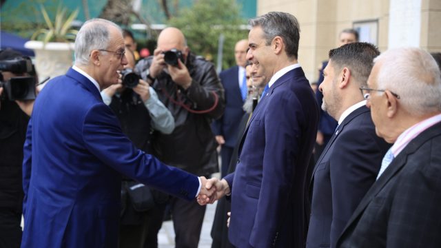 25η Μαρτίου: Στη δοξολογία της Μητρόπολης Αθηνών ο Μητσοτάκης – Κατάθεση στεφάνου από τον Τασούλα