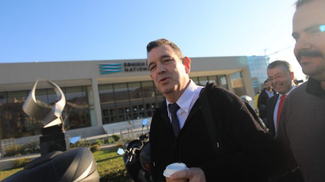 Αφέθηκε ελεύθερος ο βουλευτής της «Νίκης» που βανδάλισε την Εθνική Πινακοθήκη