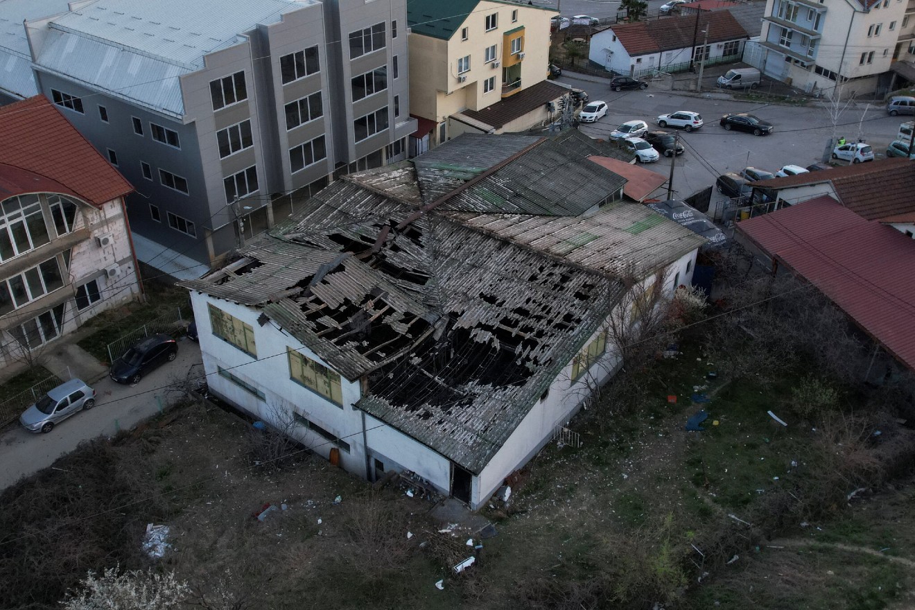 Ραγδαίες εξελίξεις στη Βόρεια Μακεδονία: Παραιτήθηκε ο δήμαρχος του Κότσανι μετά την φονική πυρκαγιά