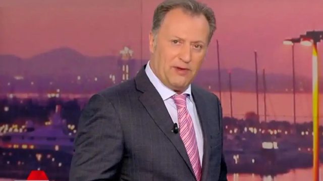Δεν σώζεται ο Οικονόμου: Η πρώτη συγγνώμη μετά το απαράδεκτο σχόλιο