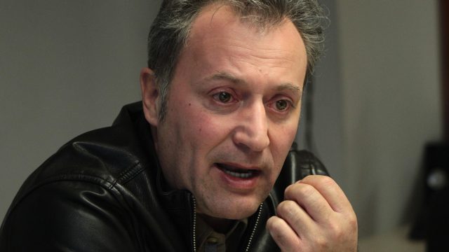 Δημήτρης Οικονόμου: Διαμαρτυρία έξω από τον ΣΚΑΪ για το ρατσιστικό σχόλιο σε άτομα με αναπηρία!