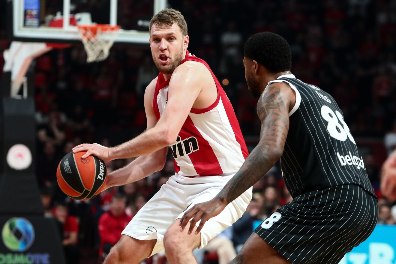 Ολυμπιακός – Παρτίζαν 82-70: Oι Πειραιώτες… γιόρτασαν στο κατάμεστο ΣΕΦ