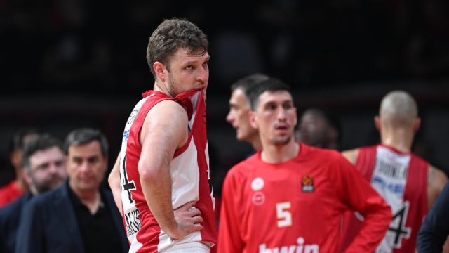 Ολυμπιακός – Μονακό 77-80: Τρίτη σερί ήττα και «αιωρείται» η πρωτιά