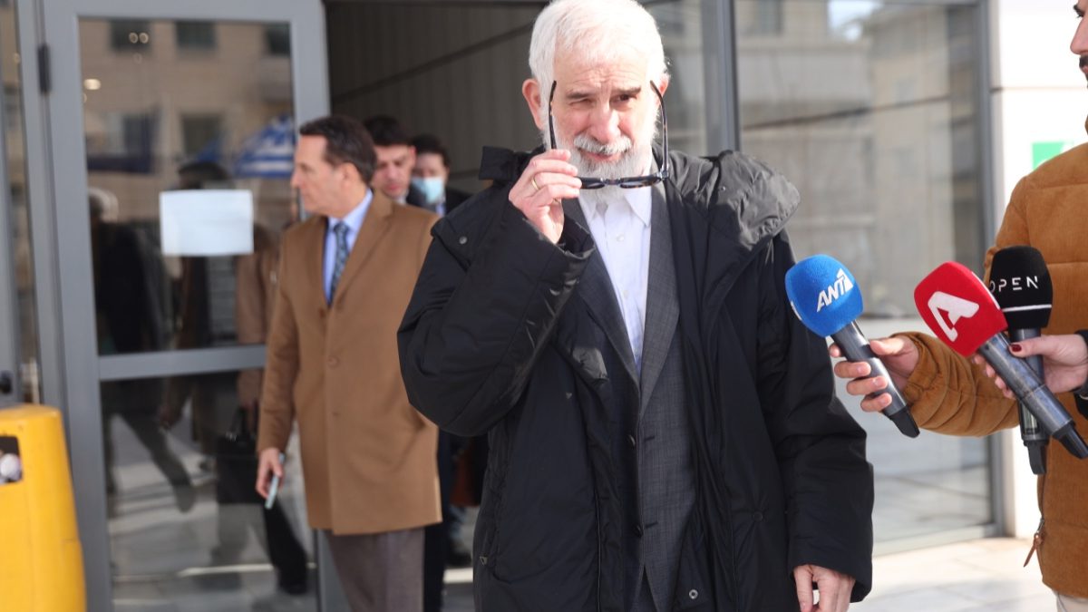Δίκη Φιλιππίδη: «Άλλη μια αναξιόπιστη μάρτυρας, είναι θεατρικό όλο αυτό;» – Η αντίδραση του ηθοποιού