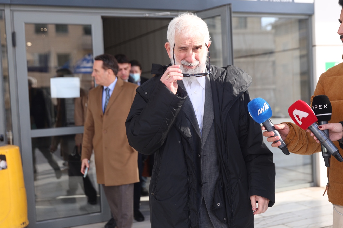 Δίκη Φιλιππίδη: «Άλλη μια αναξιόπιστη μάρτυρας, είναι θεατρικό όλο αυτό;» – Η αντίδραση του ηθοποιού