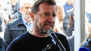 Νίκος Πλακιάς: «Ποιος υπογράφει για να λειτουργούν σήμερα τα τρένα;»